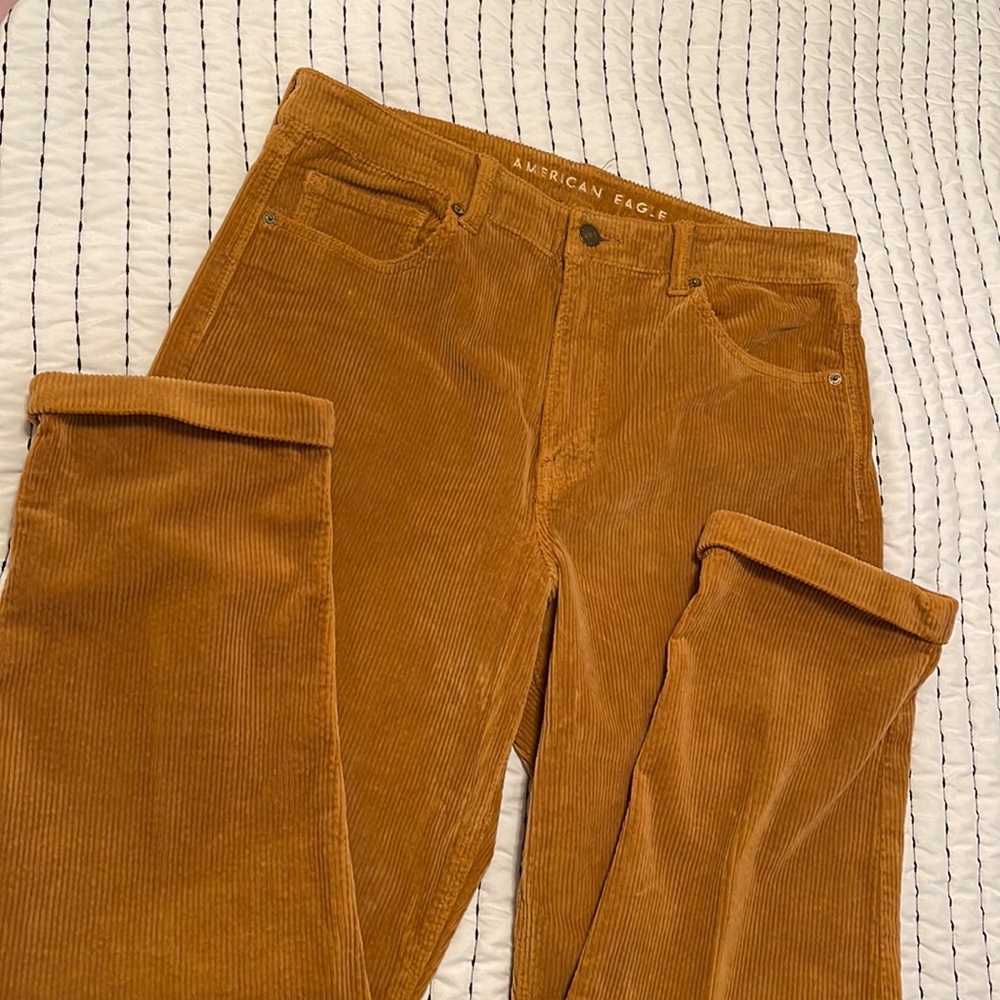 Caramel American Eagle SUPER STRETCH Mom Jean size12